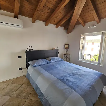 La Casa Di Betty-by Goccia Di Lago Lägenhet