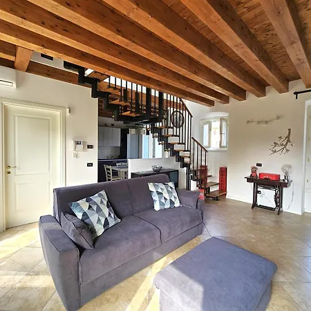 La Casa Di Betty-by Goccia Di Lago * Desenzano del Garda